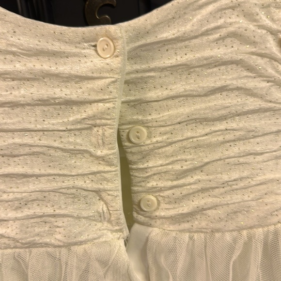 Off white Ruffled dress with rosettes on the bottom button up back 6-9 months - Picture 9 of 10